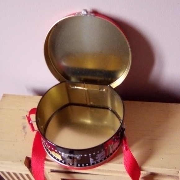 Vintage Betty boop Tin Purse / Bag - Picture 4 of 5